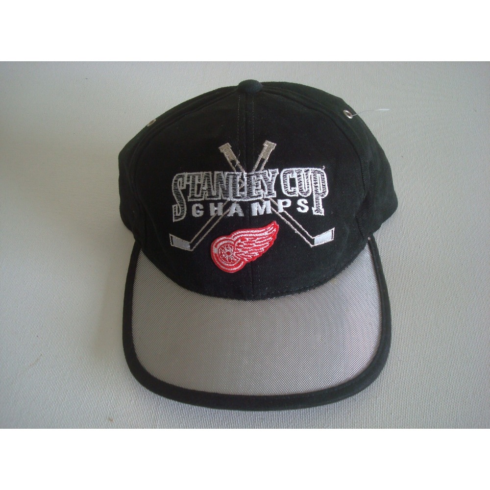 STARTER DETROIT RED WINGS STRAPBACK 00S 90S GOLF BEACH HAT CAP VINTAGE H2